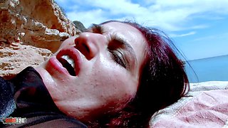 Beautiful MILF Tinkuska sodomized on the beach during a fishing trip - MMM100