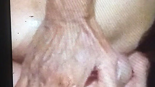 theres goes to climax she squirt several times