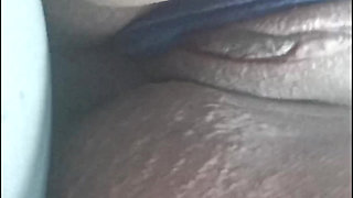 Joy riding fat pussy humping
