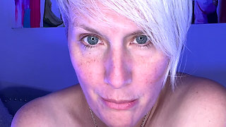 I Can't Sleep So StepMommy Gave Me A Good JOI