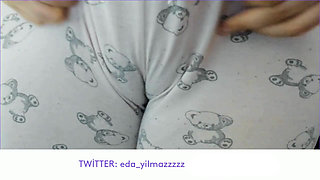 Cameltoe- Masturbate with Pajama- Rubbing Pussy with Pajama