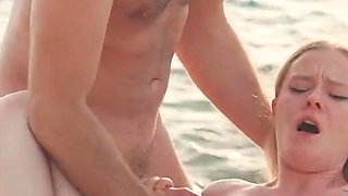 We Found a Secret Beach for Outdoor Sex - Real Amateur Couple