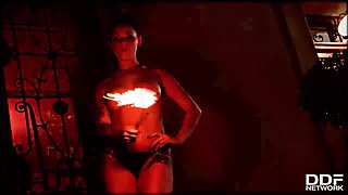 Flaming Hot Pussy: Sexy Pyromaniac Plays With Fire