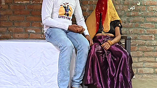 Jiju Gharpe Aa Gaye Jab Main Kapde Change kar Rahi Thi, Jija Ne Saali Ko Choda, Jija Saali Sex