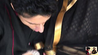 Horny Muslim Arab wife invites stranger to fuck her ass
