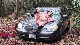 On the Hood Squirt to the Road No Matter Whose Watching She's Gonna Exaplose