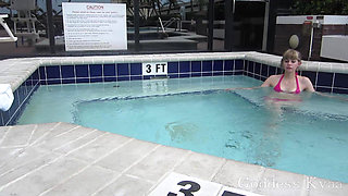 Bikini Goddess Ignore