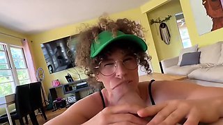 Barista milf goes crazy over customer's cock after he took her home