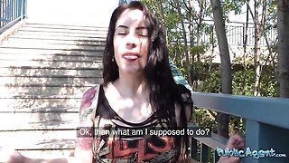 Ideal Martin Gun and Anna De Ville's riding scene