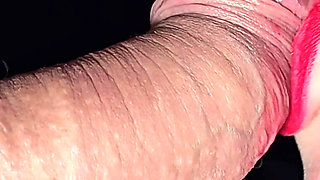 The Best Pig Mouth Close-up Smoking, Beautiful Oral Lip Cream and Huge Banging in a Moving Comb (red Lipstick)