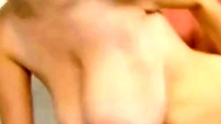 Wunderbar deutsche Amateurin mit groen Naturtitten