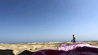 Ivy Roses - Dildo Fucking at Public Beach