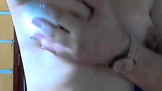 Squirting Webcam Girl