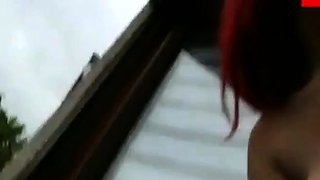 Groe deutsche MILF-Amateurin mit riesigen Titten masturbier