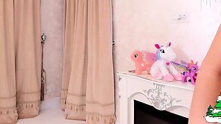 Glamour babe with big boobs masturbates in lingerie