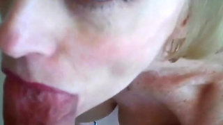 Stepmom Melanie Needs It Hard