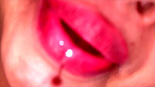 Hot Girl Pee in Toilet After Masturbation