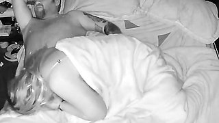 PUCHIS - HOT BRUNETTE SUCKING A COCK SWALLOWING IT ALL GIVING HER A PUSSY OR WAXED CUMMING
