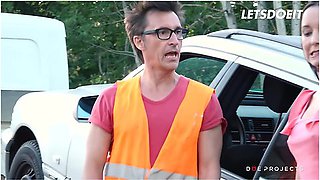 Big Tits Girl Banged Outdoors By Car Mechanic Then Jizzed In Her Mouth