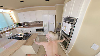 Horny Babysitter Emma Rosie