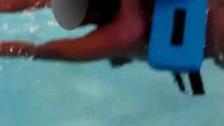 Flashing in the Second Hand Shop 01 & Learning to Swim, Lesson 02