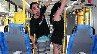 Old Scoundrel with an Encoxada and Masturbates Until He Cums on the Brunette in the Bus