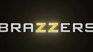 Brazzers - Hot outdoor pounding with beautiful redhead Abigail Morris