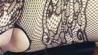 Curvy Wife Dominatrix Is Peeing in Slave's Mouth