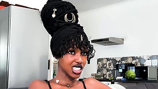 Amateur Ebony Teen Tight Pussy Stretched