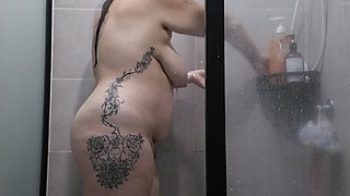 Jade Shower & Shave