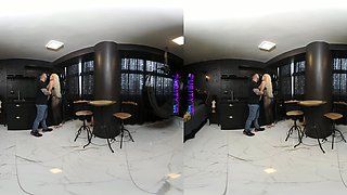 PURITYVR Dangerous blonde Kyra