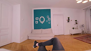 Daniella Derusky - Pizza Peperoni