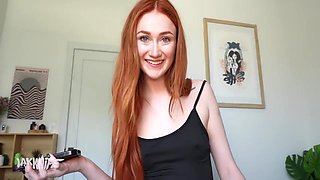 Petite Step-sis Cant Stop Taking Nude Photos With Jak Knife And Scarlet Skies