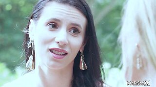 Watch attractive Clea Gaultier's scene