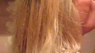 Amateur Blonde at a Gloryhole