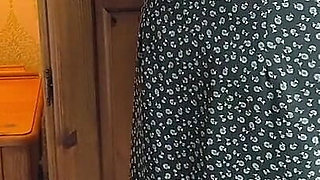 Mrs Mature Feet Every Day Clothes Strip 469