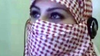 Arab Girl with Big Boobs on Webcam