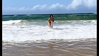 Sexdate amateurs at the public beach 2