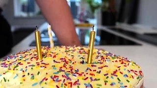 Sashacurves - The Surprise Party