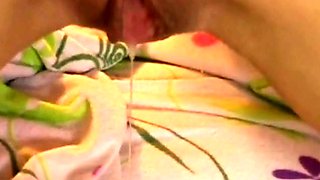 Intensiver Orgasmus und Squirting eines deutschen Amateurpaa