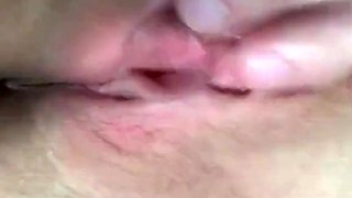 Viktoria's Feuchte Muschi - Blonde Coed Massage Orgasm