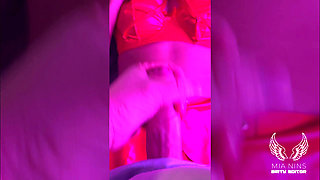 Red Latex Ignore Cum Cleanup with Latina Mianins