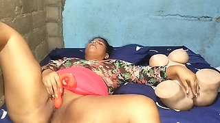 Live streaming with my tantaly doll. Answering questions and fulfilling requests