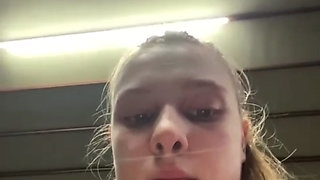 Extreme fucking and squirting in the gym