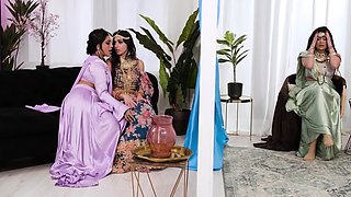 Fingering, Licking and Orgasms in hot Indian Lesbian