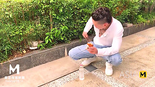 ModelMedia Asia-Sexy delivery woman-Gu Tao tao-MMZ-031-Best original Asia porn video