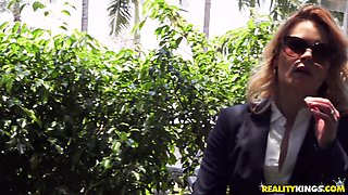 Blonde babe amazing sex video