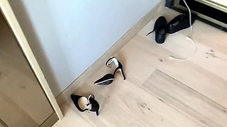 Peeping Tom Catches Chick Squirting in the Shower