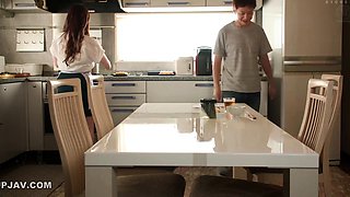 When I Came The Countryside, I Was Continuously Squeezed By