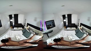 PURITYVR Hot oil massage with Lola